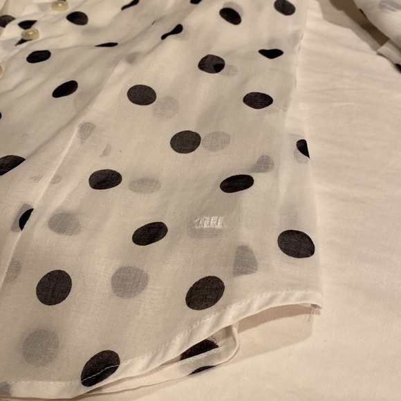 Adorable navy and white polka dot Tommy Hilfiger blouse, 4 - Picture 11 of 12